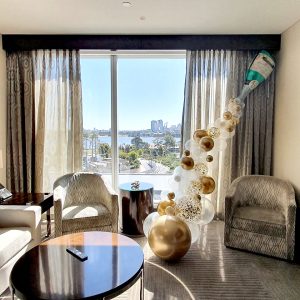Champagne Pop Balloon Garland